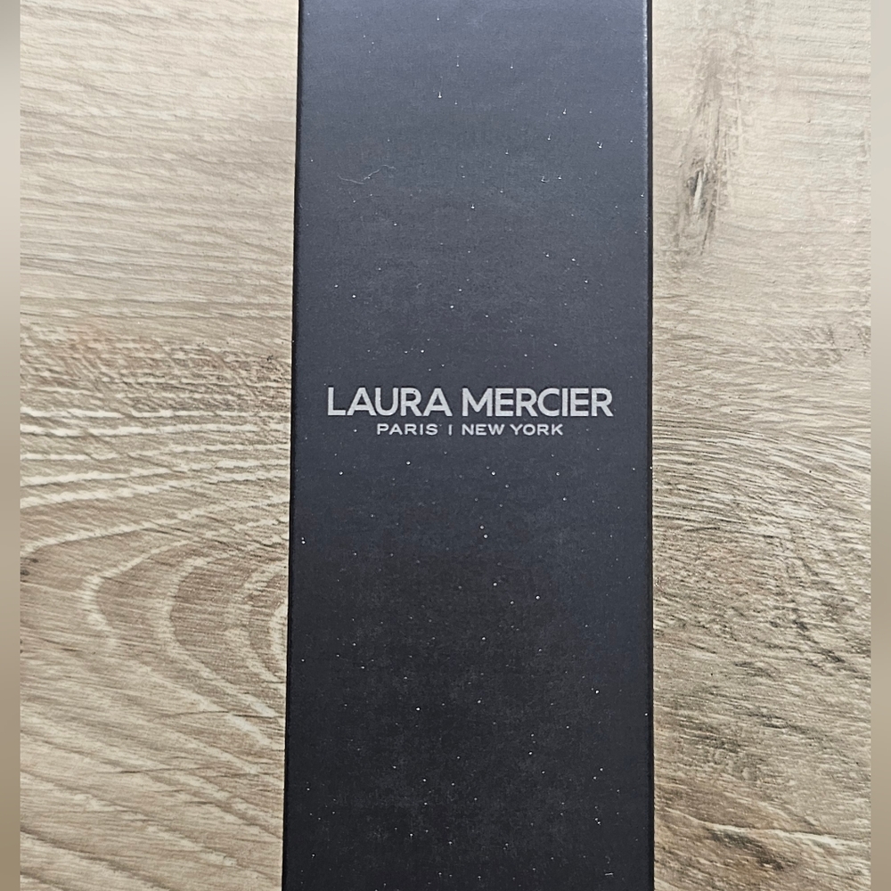Laura Mercier HYDRATING Pure Canvas Primer 1.7 oz. Full Size